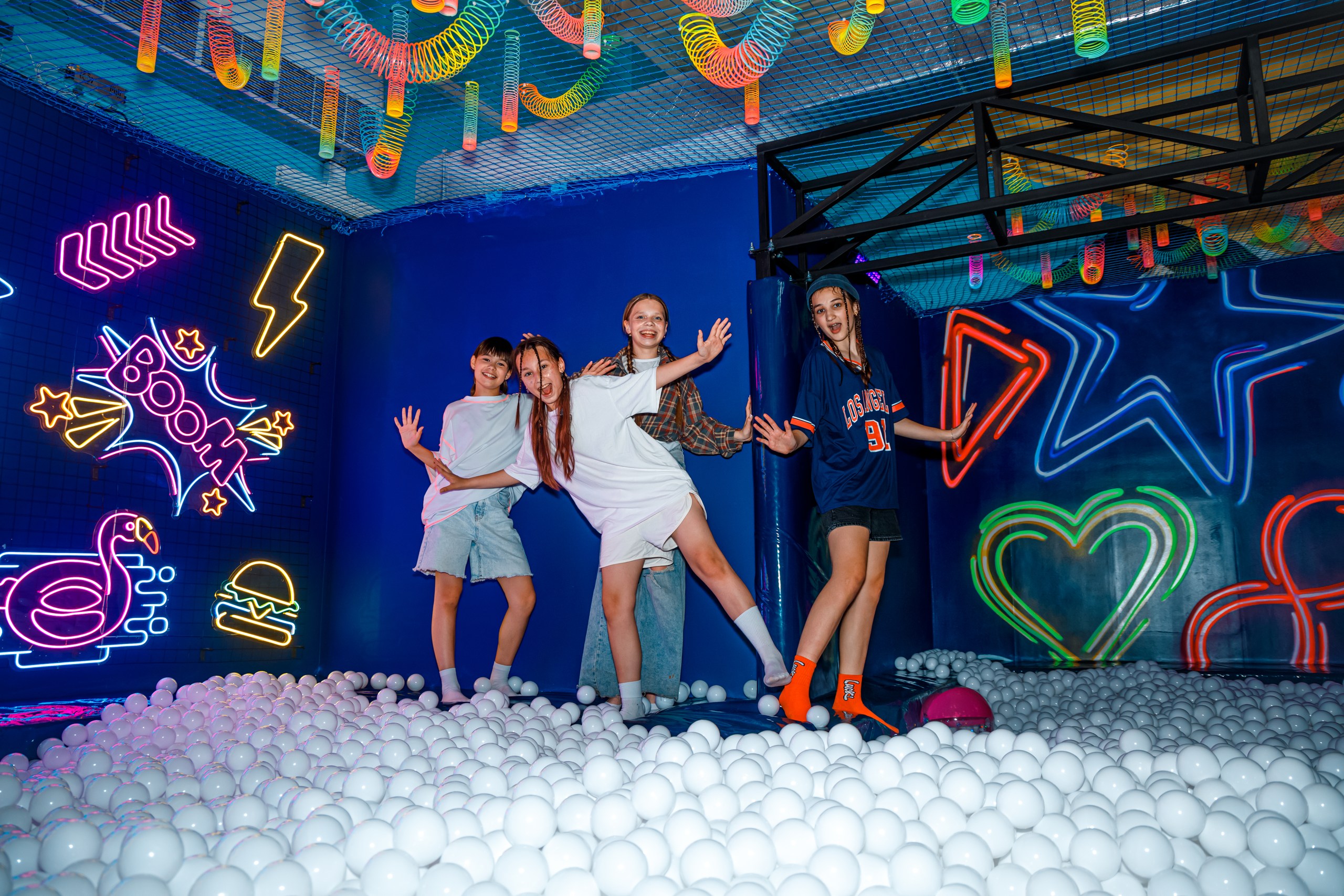 внутри человека развлечения